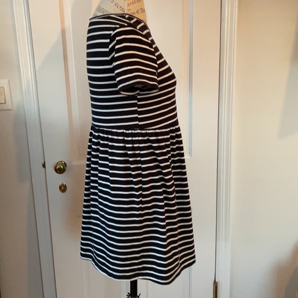 Shein Dress - Picture 2 of 4